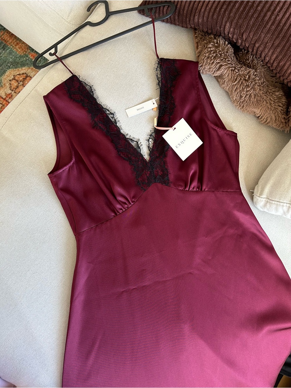 Exquise Women’s Burgundy Lace-Trim Slip Dress